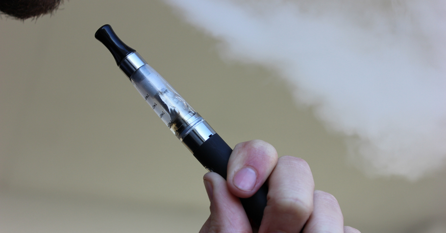 How Can Vaping Affect Breathing?